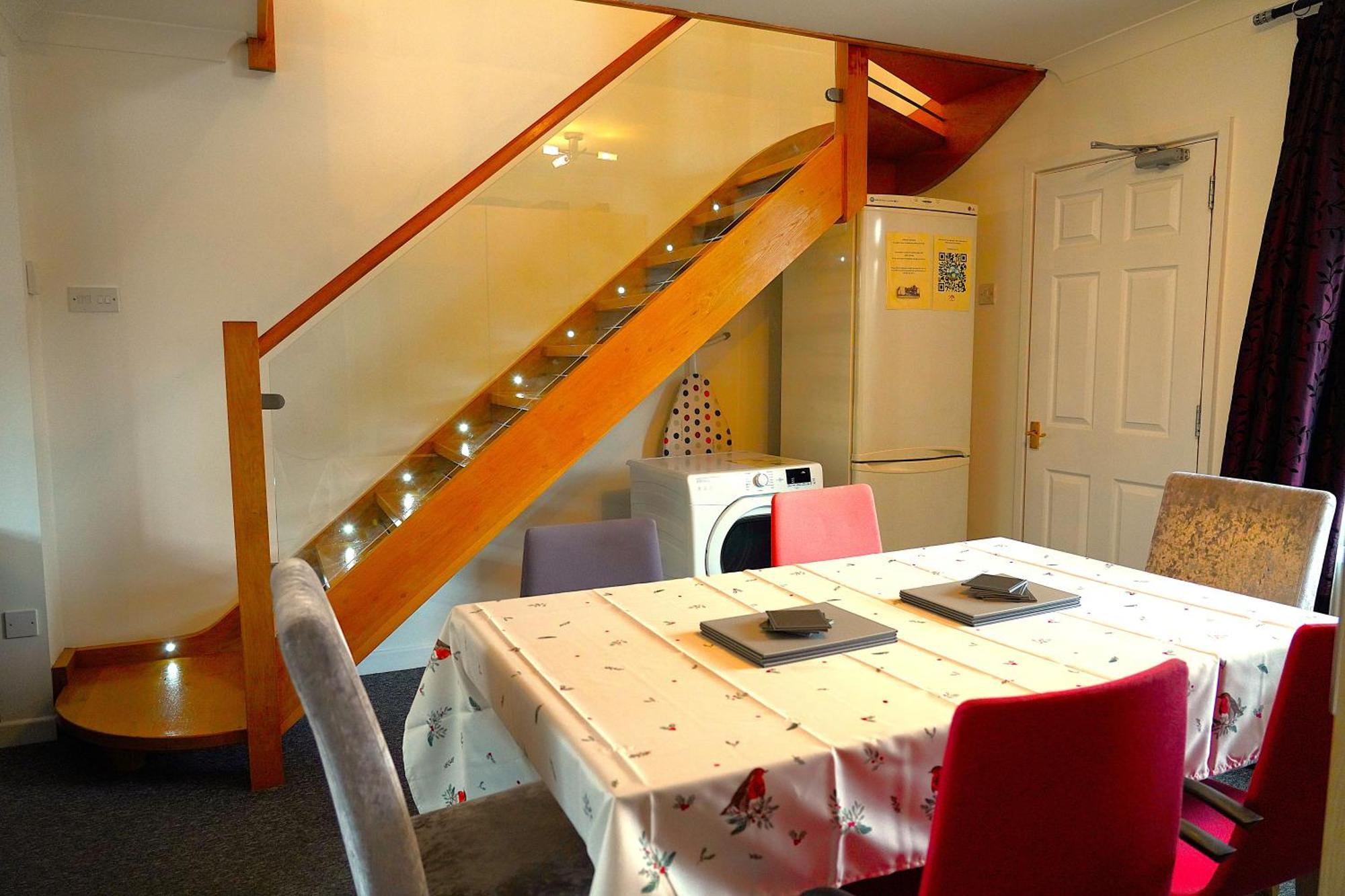 Sleeps 10, Free Parking, Close To Science Park, King Size Bed Milton  Exterior foto